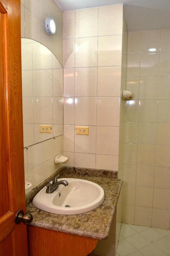 Apartamentos El Penon Del Rodadero Vista Al Mar - By Apartamar Santa Marta Bagian luar foto